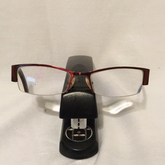 Meet your Posher, Julia - Picture 1 of 1